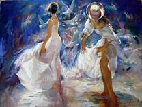 Девушки танцуют с голубями