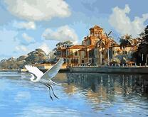 Полет журавля в южном городе