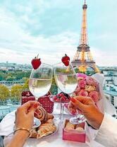 Без бренда «Свидание на фоне Эйфелевой башки» в Комсомольске-на-Амуре в интернет-магазине  Без бренда «Свидание на фоне Эйфелевой башки» в Комсомольске-на-Амуре